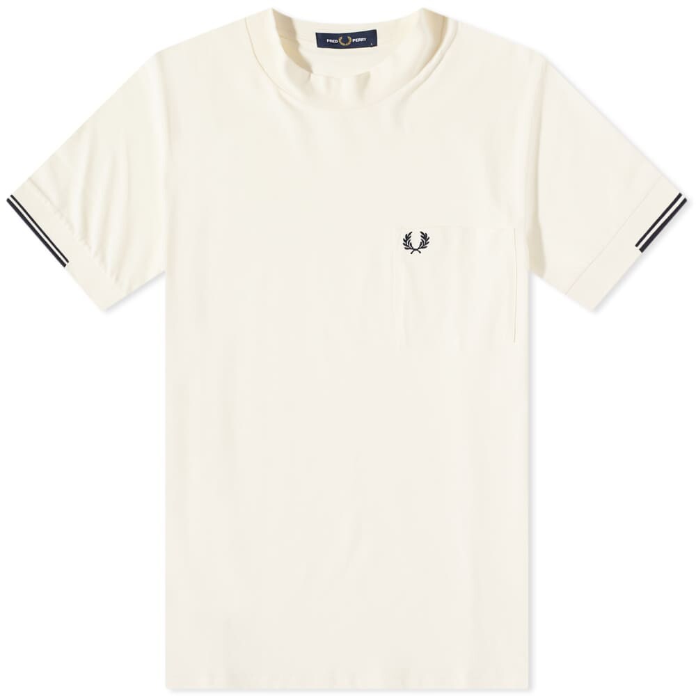 

Футболка с карманами Fred Perry, экрю