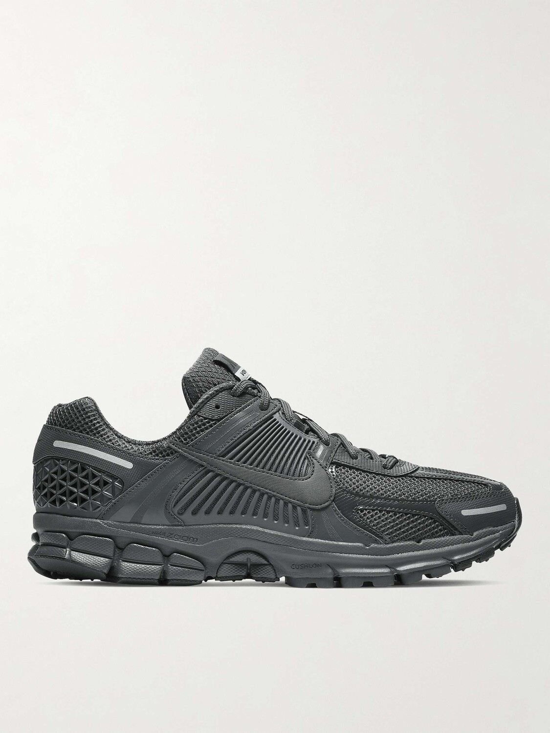 

Кроссовки Zoom Vomero 5 с сетчатой отделкой из кожи и резины NIKE, черный