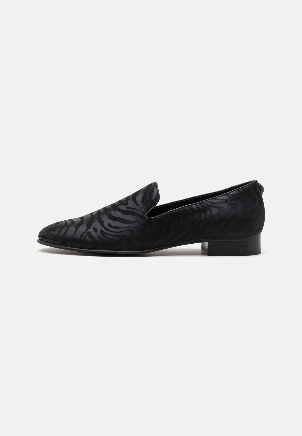 

Слипоны Kurt Geiger London, черный