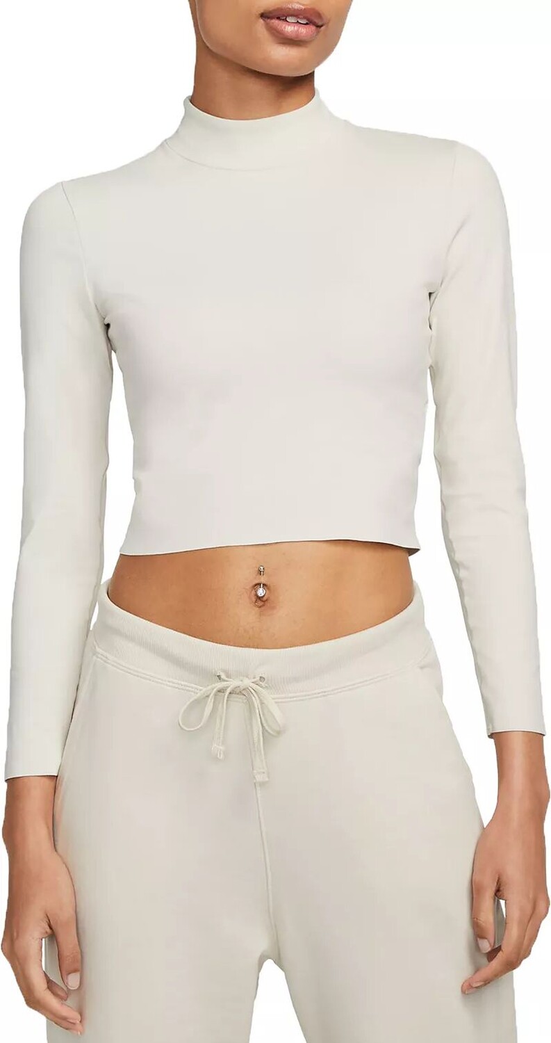 

Женский укороченный топ с длинными рукавами Nike Yoga Dri-FIT Luxe