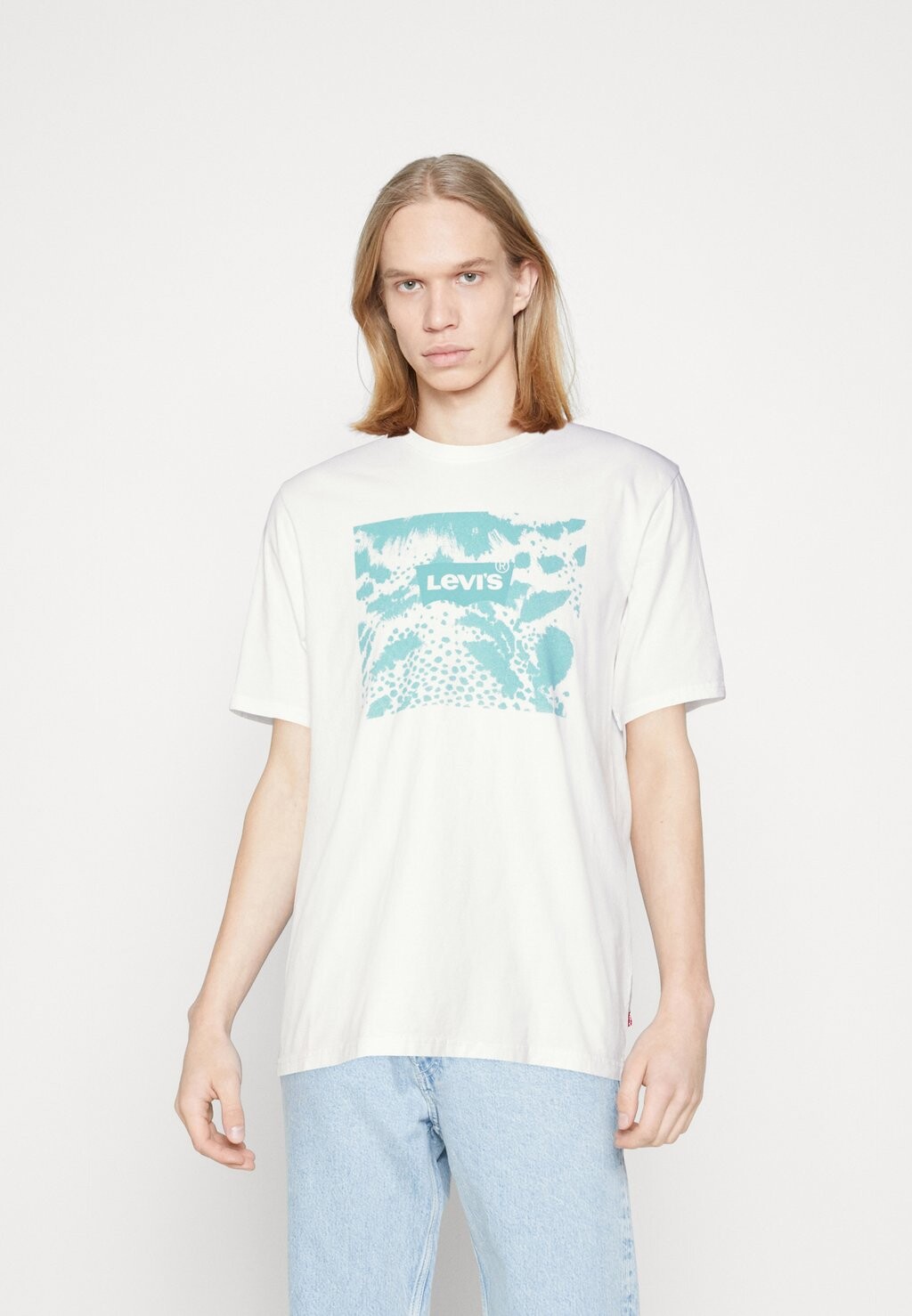 

Футболка с принтом Levi's, белый