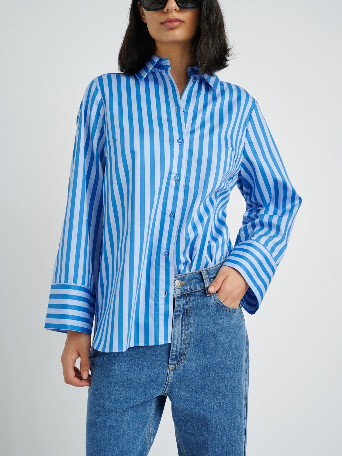 

Хлопковая рубашка в полоску с укороченными рукавами InWear Deix, голубая