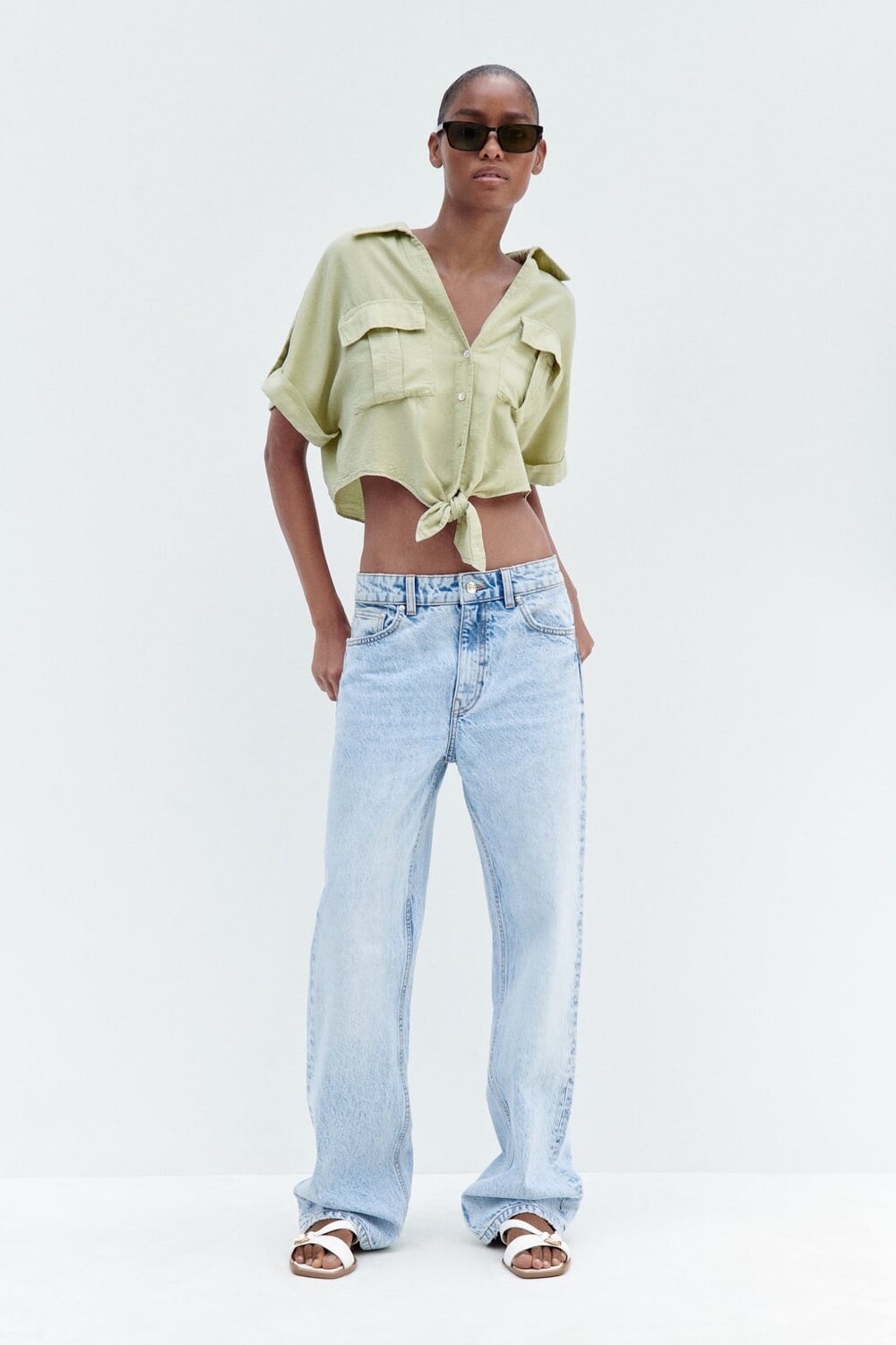 

Укороченная рубашка с узелом ZARA, хаки