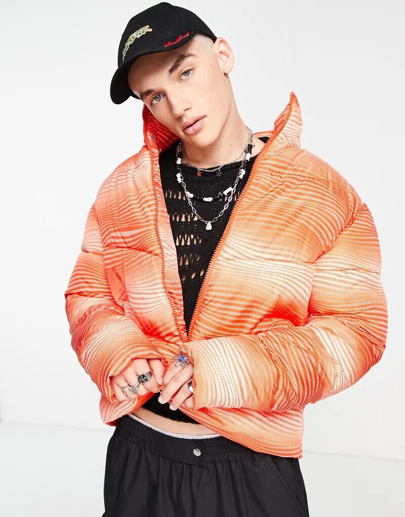 

Красно-белая пуховик ASOS с принтом основы