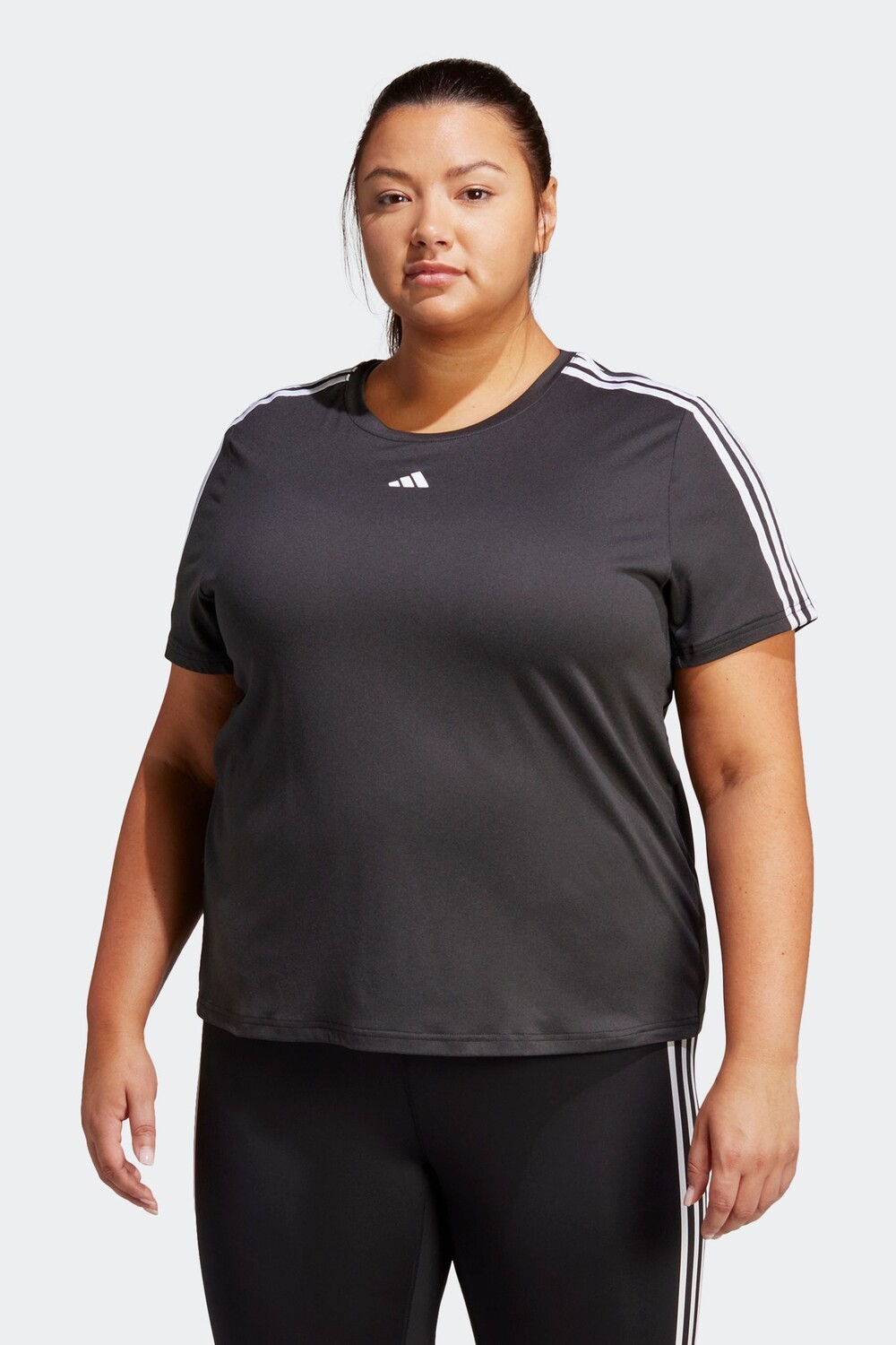 

Футболка Curve Train Essential с 3 полосками adidas, черный