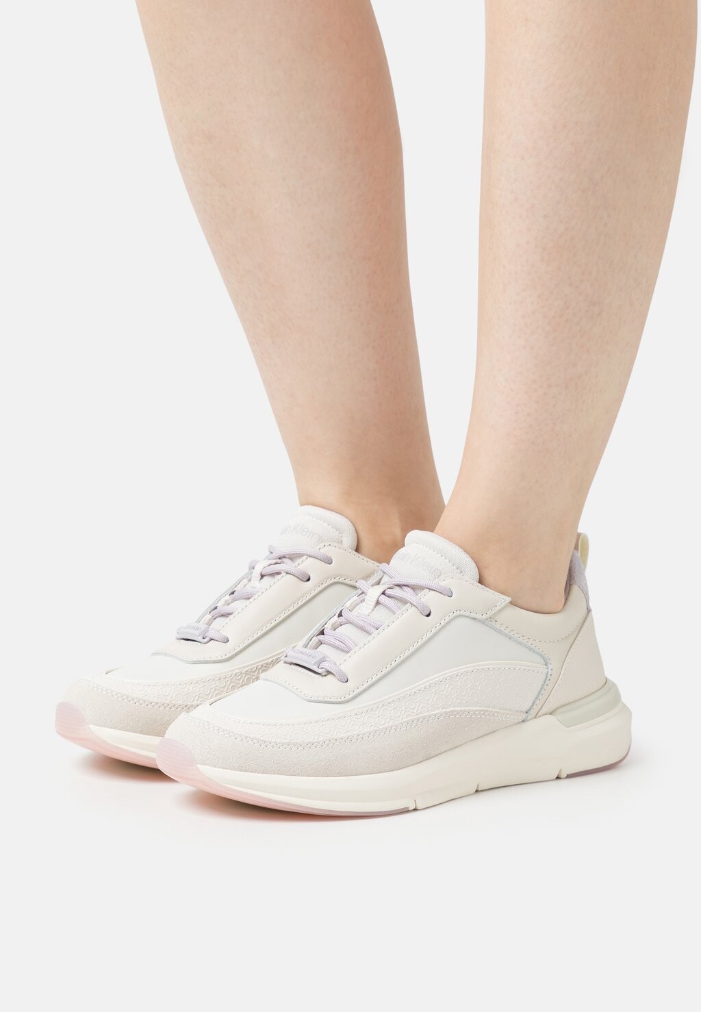 

Низкие кроссовки FLEXI RUNNER LACE UP NANO Calvin Klein, темно-экрю/сиреневая пыль