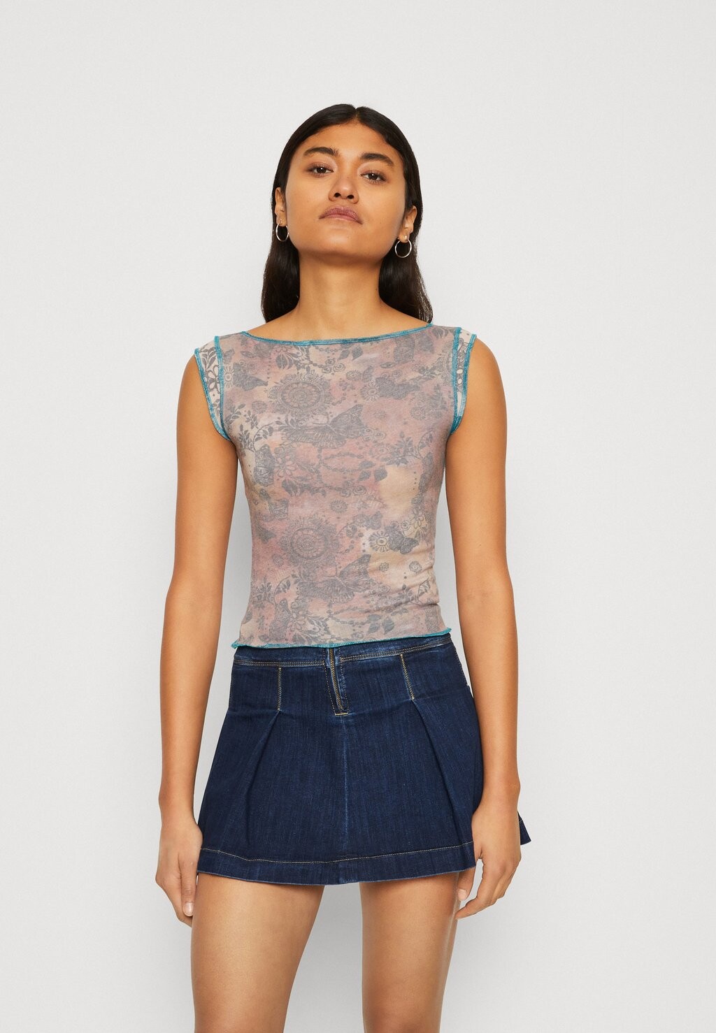 

Топ BDG Urban Outfitters, синий