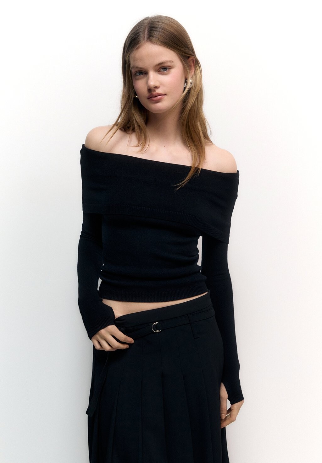 

Свитер BARDOT PULL&BEAR, черный