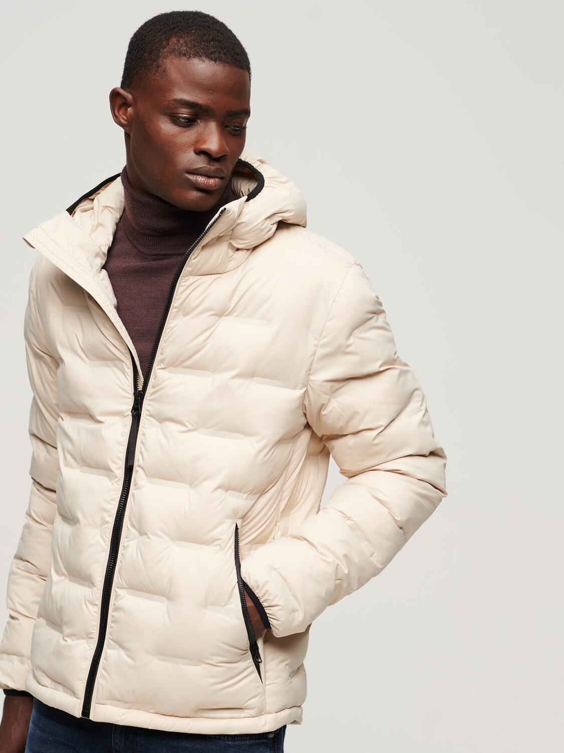

Короткая стеганая куртка-пуховик Superdry, цемент бежевый