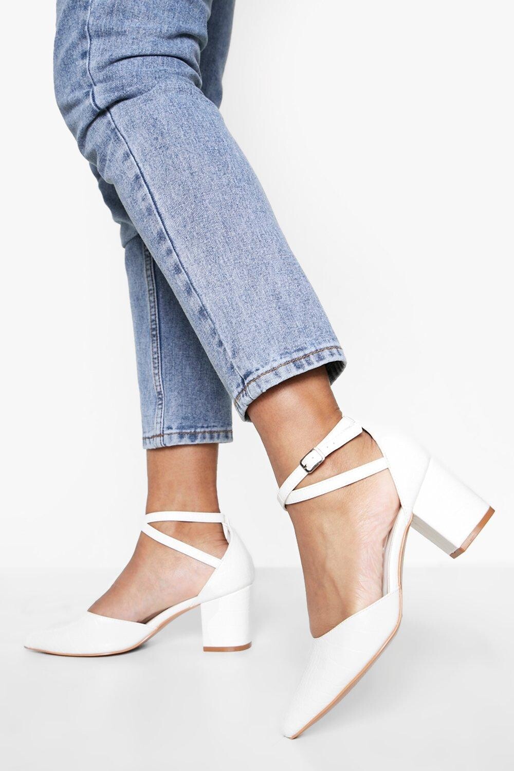 

Широкие туфли на низких блок-кабликах с кроковым окончанием Boohoo, белый