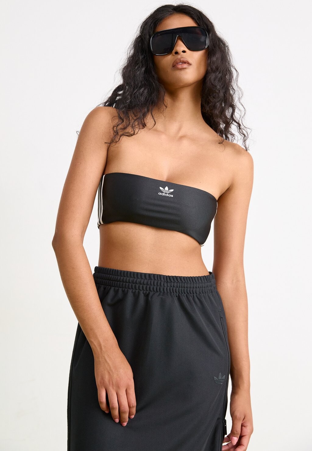 

Топ Tube adidas Originals, черный