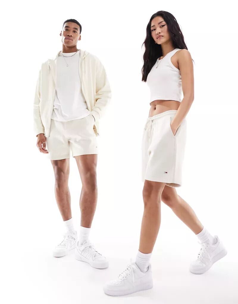 

Белые шорты унисекс из джерси Tommy Jeans