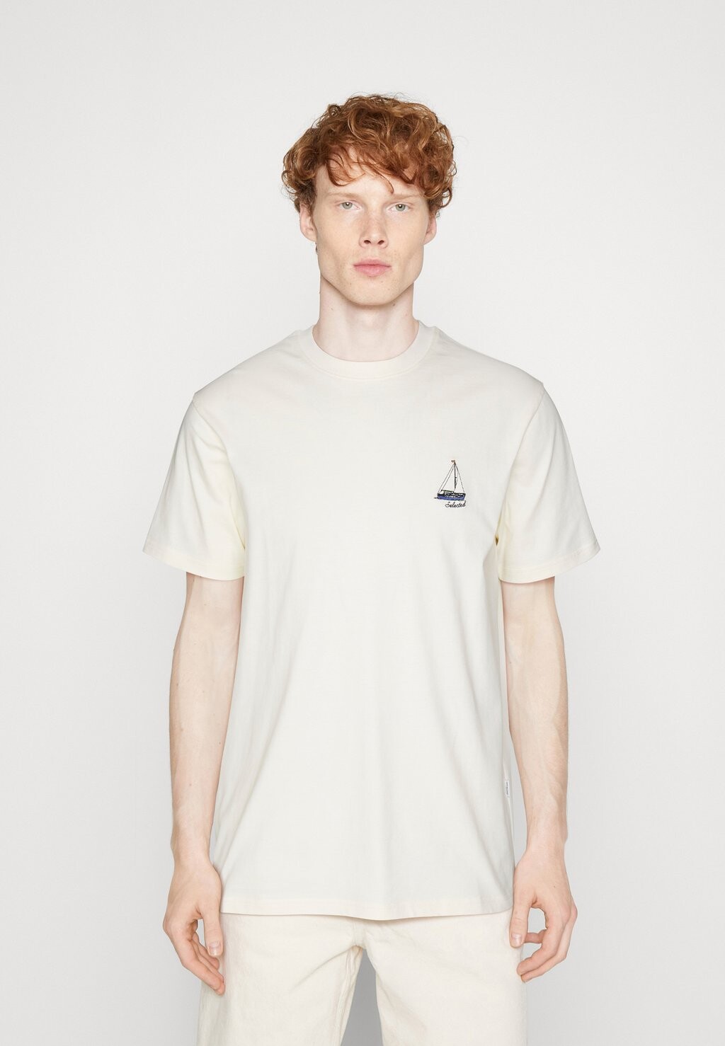 

Футболка с принтом SLHGARLAND O NECK TEE Selected Homme, цвет egret