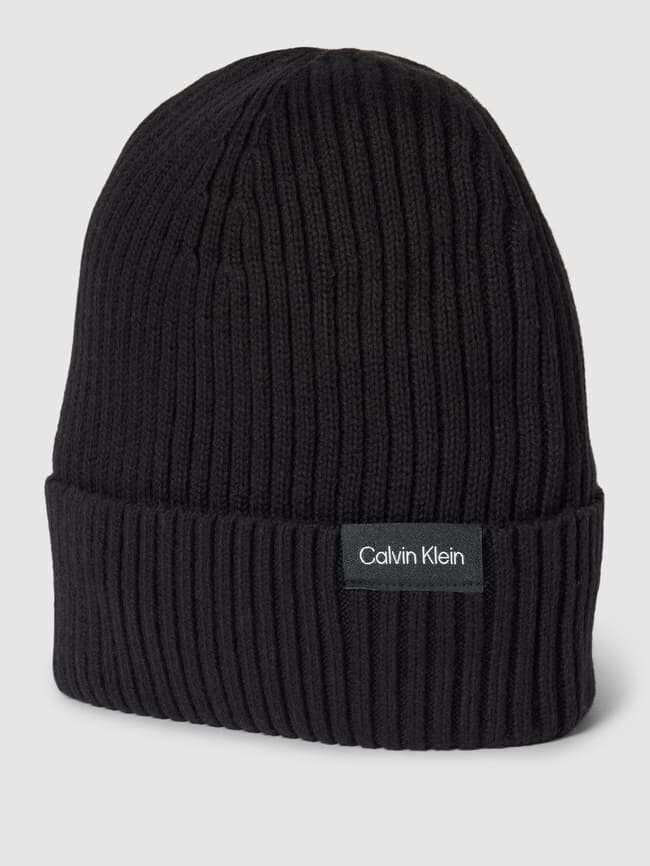 

Шапка с детализацией лейбла модель "CLASSIC" Calvin Klein, черный
