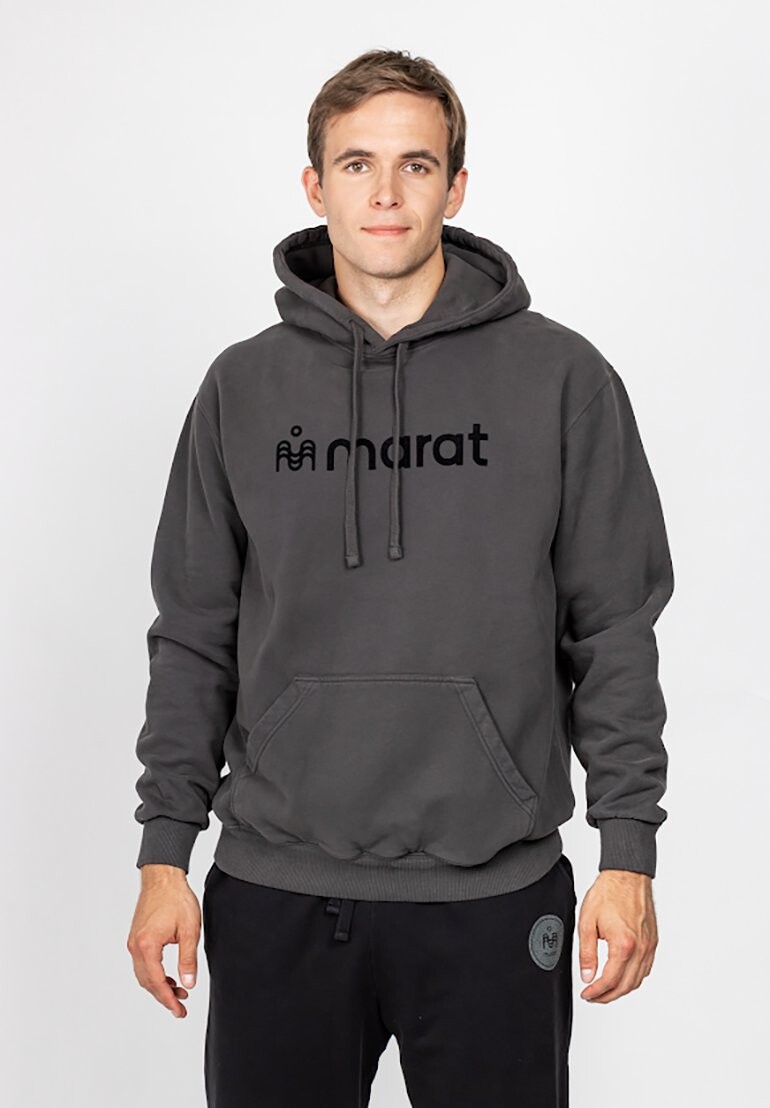 

Худи Marat