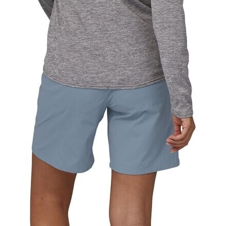

Короткие шорты Quandary 7in женские Patagonia, цвет Light Plume Grey