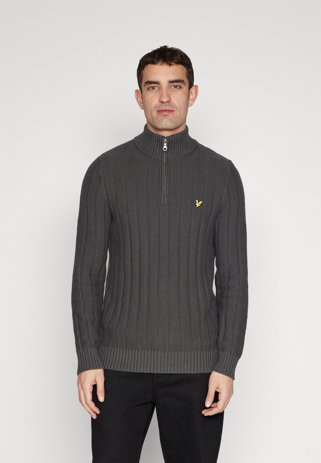 

Джемпер MOSS STITCH QUARTER ZIP JUMPER Lyle & Scott, антрацит