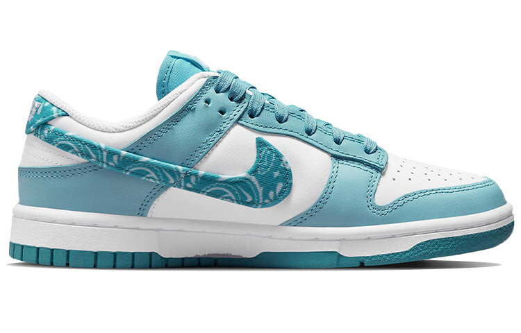 

Кроссовки женские Nike Dunk Low Essential Paisley