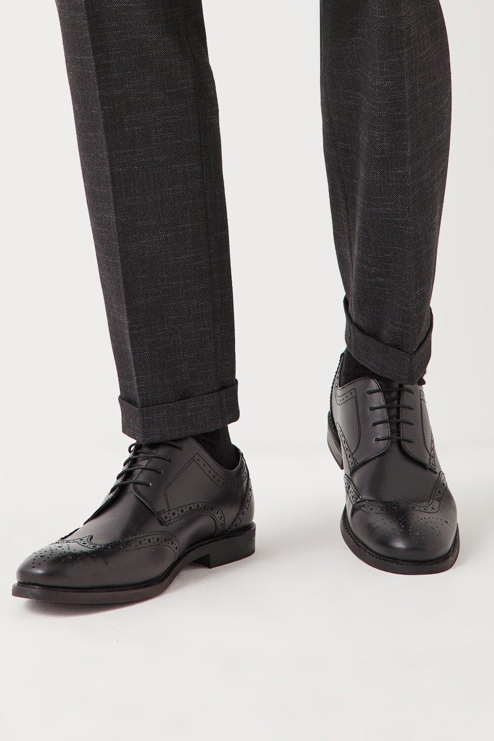 

Кожаные броги Glenn Wingtip на шнуровке Debenhams, черный