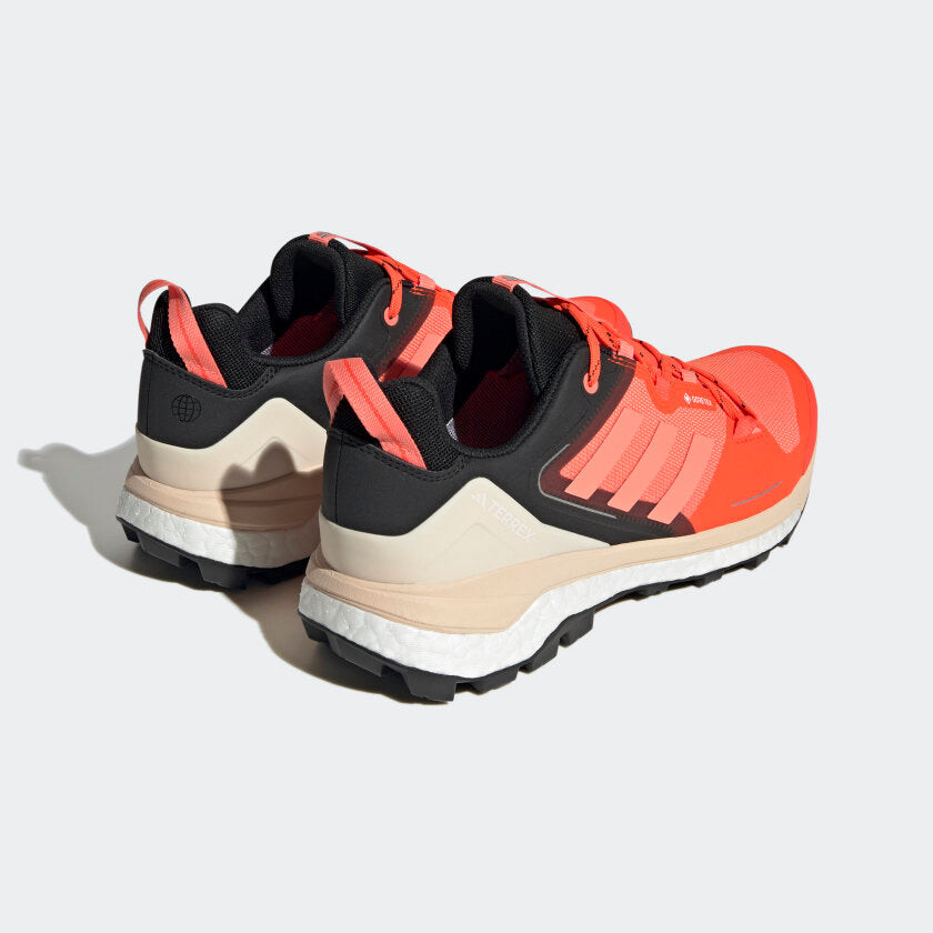 

Мужские походные кроссовки adidas Terrex Skychaser GORE-TEX 2.0, цвет Impact Orange / Coral Fusion / Core Blac