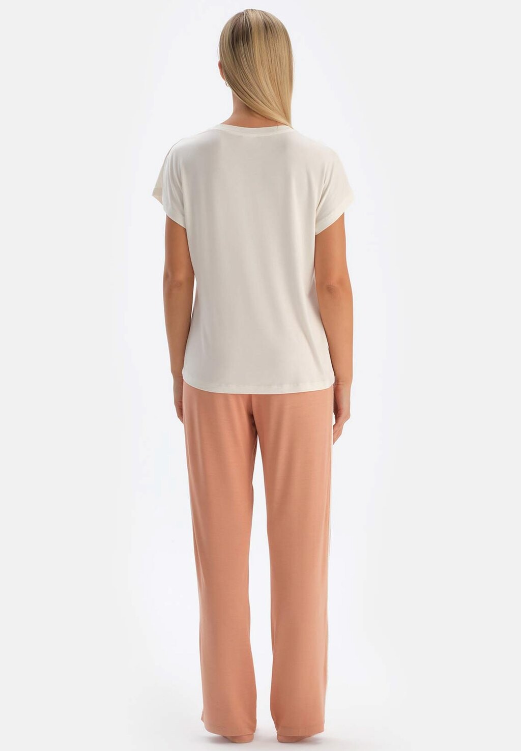 

Пижама SHORT SLEEVE CREW NECK VIEW REGULAR SET DAGI, кремовый
