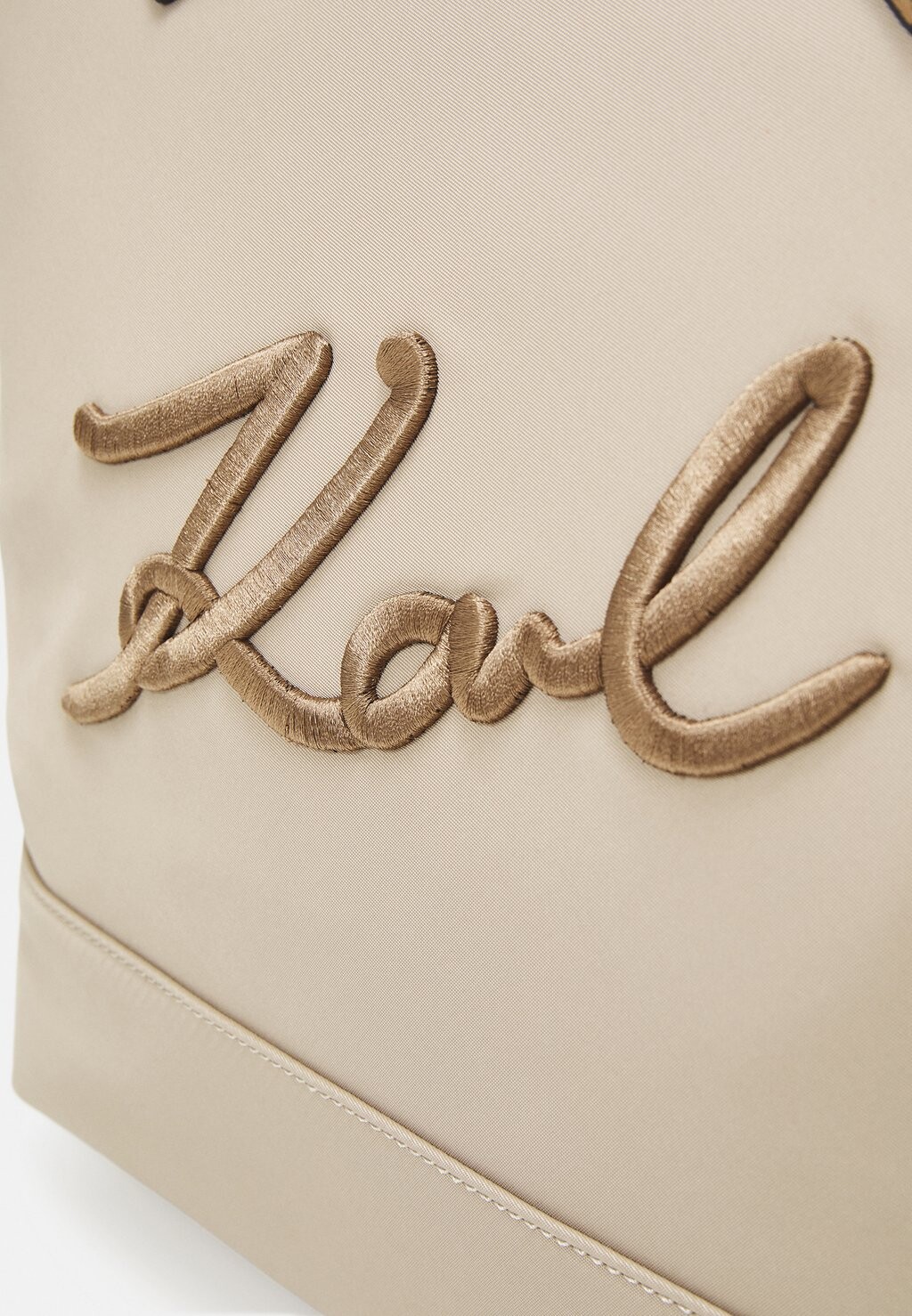 

Сумка для покупок Signature Tote KARL LAGERFELD, песок