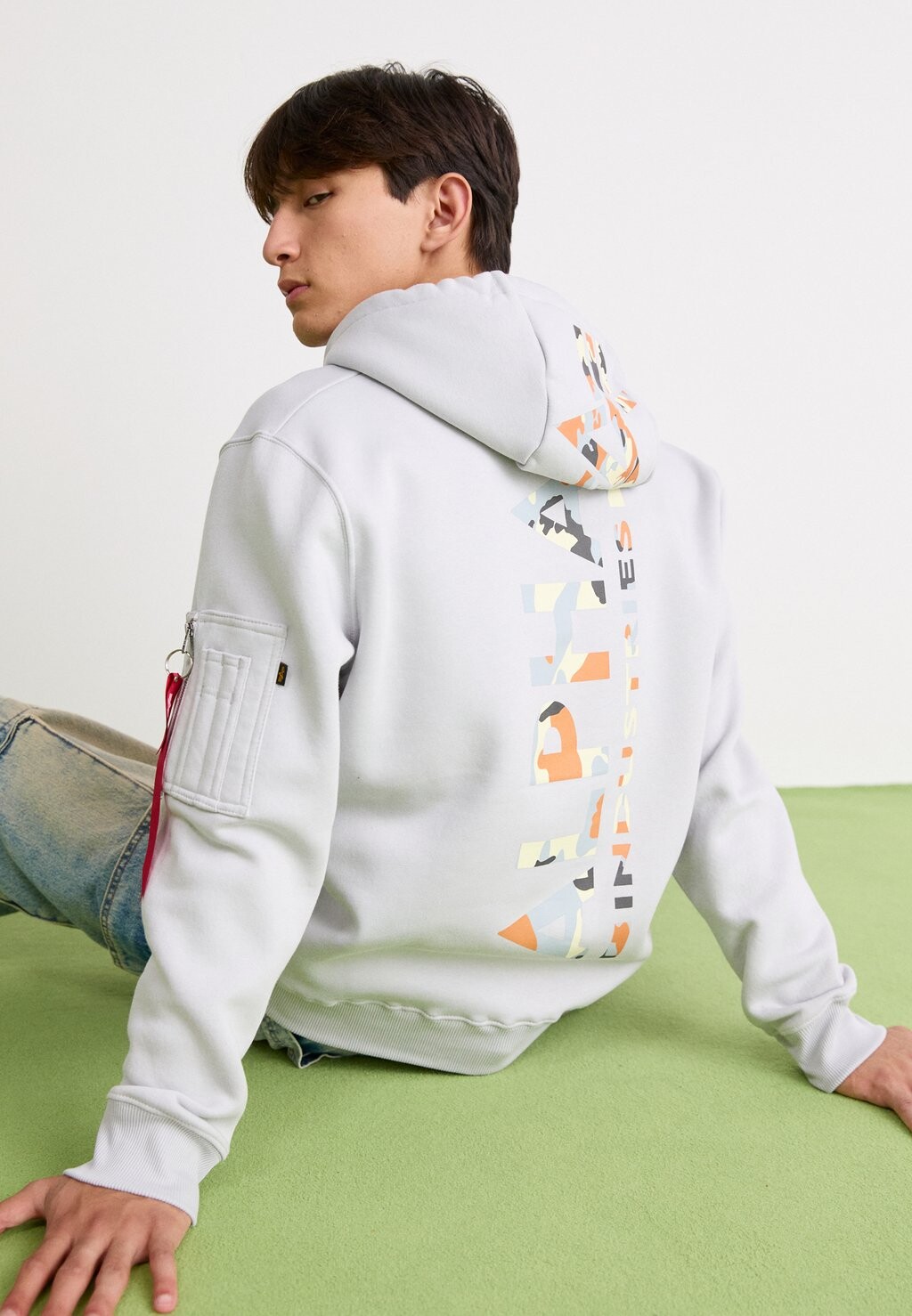 

Толстовка с капюшоном Alpha Industries, светло-серый