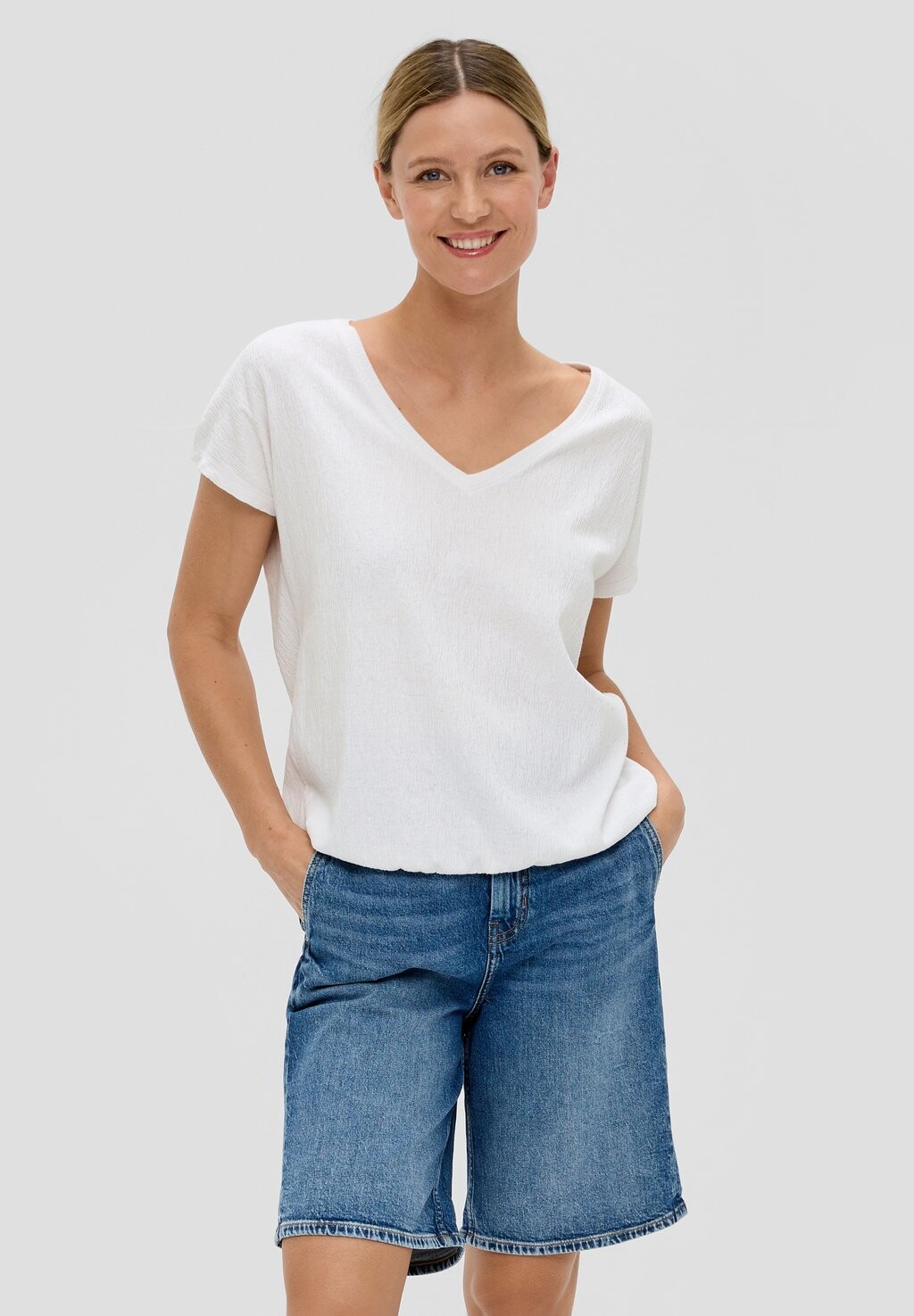 

Базовая футболка T-SHIRT IM RELAXED-FIT s.Oliver, белый