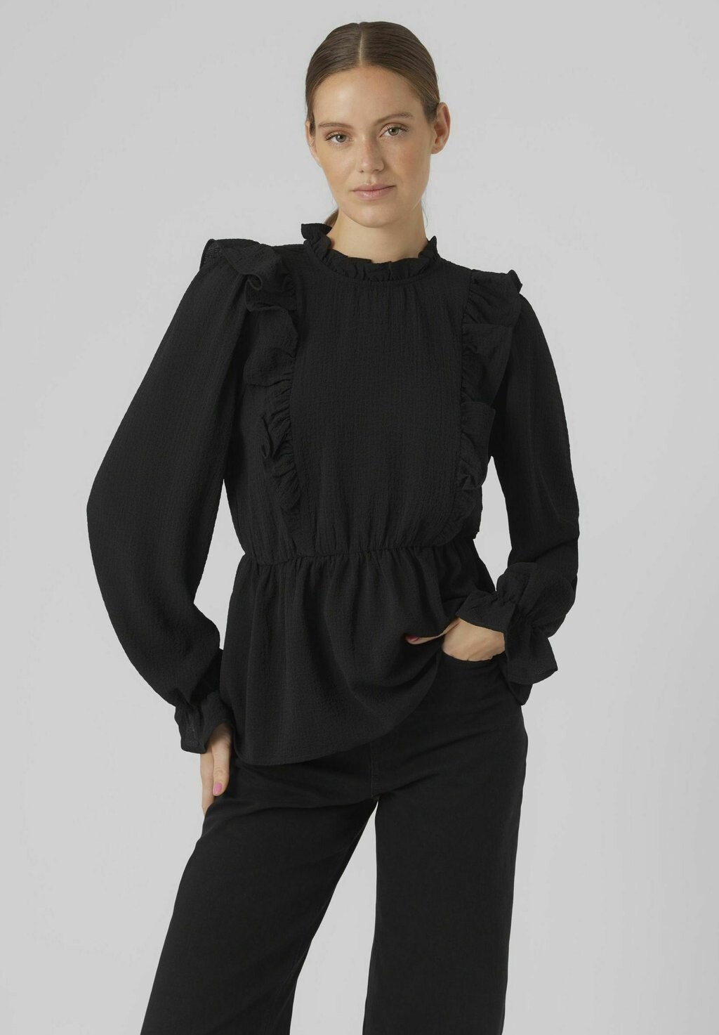 

Блузка Vero Moda, цвет black