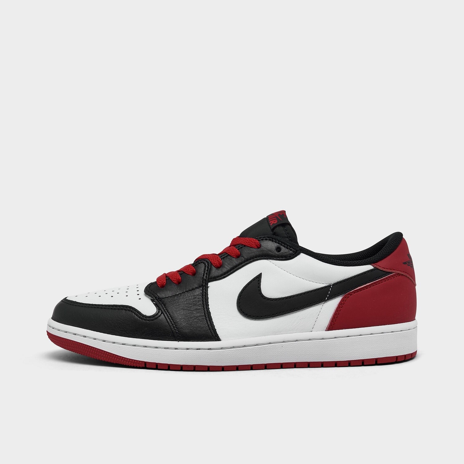 

Повседневная обувь Air Jordan Retro 1 Low OG, белый