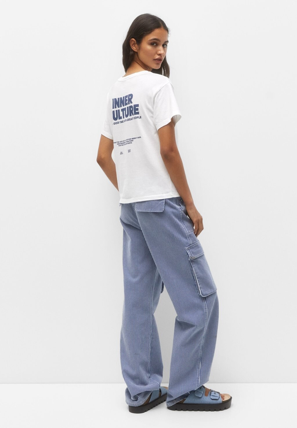 

Футболка с принтом PULL&BEAR, белый
