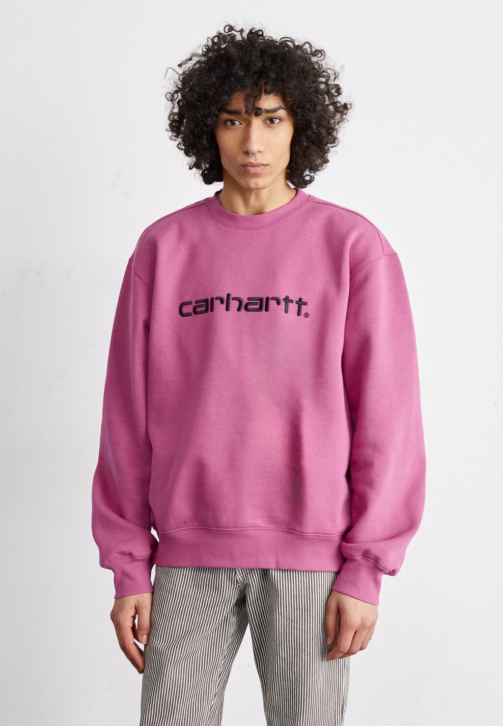 

Толстовка Carhartt WIP, цвет magenta/black