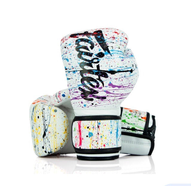 

Боксерские перчатки Fairtex BGV14 PT Painter, белый