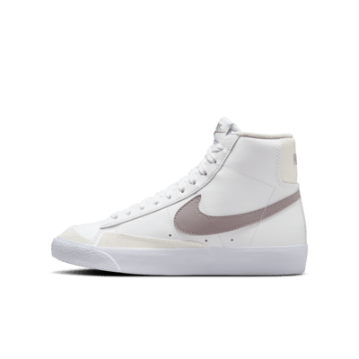 

Кроссовки Nike Blazer Mid '77, цвет White/Phantom/Light Violet Ore