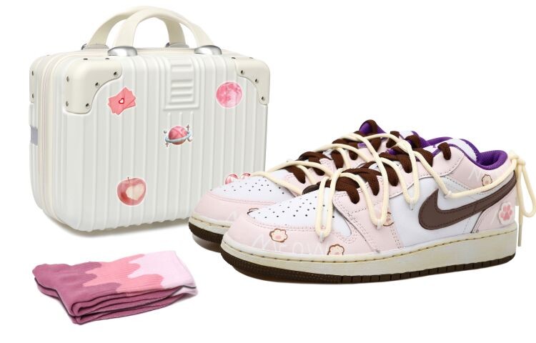 

Баскетбольные кроссовки Air 1 Vintage женские с низким верхом розовые/белые/коричневые Jordan