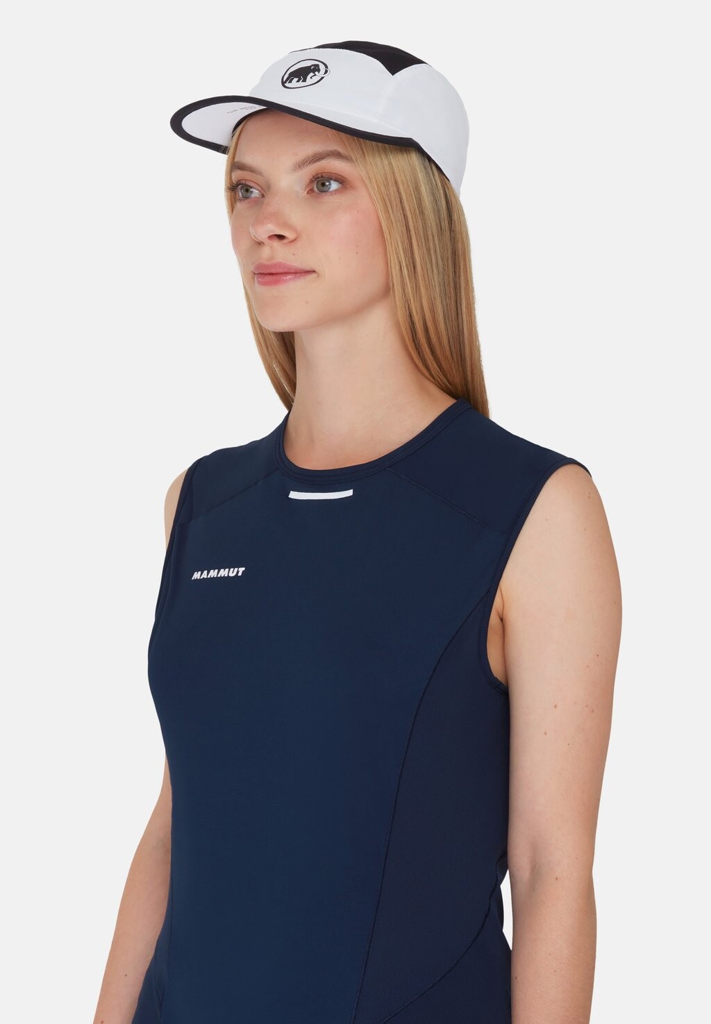 

Бейсболка Mammut
