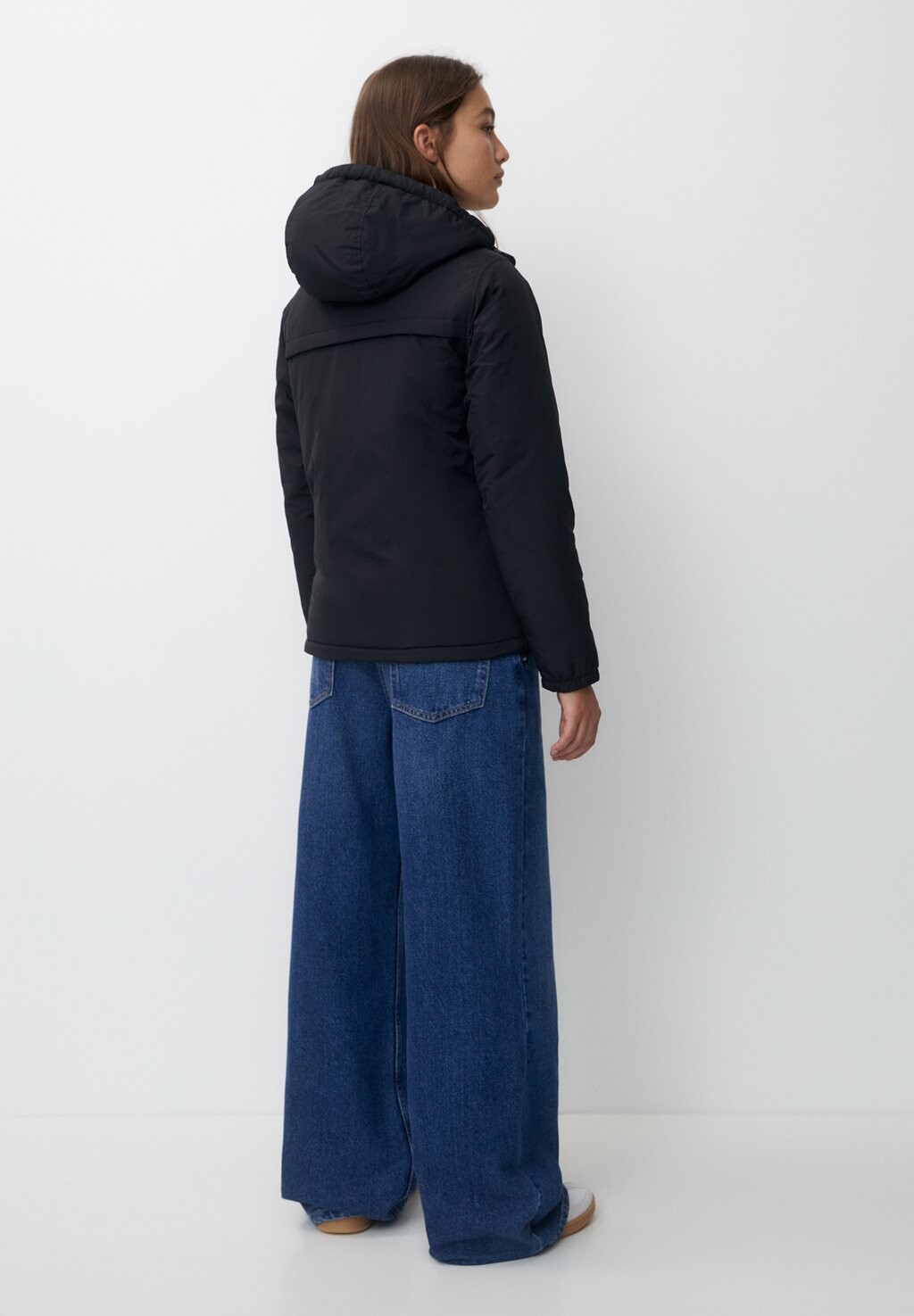 

Зимняя куртка PULL&BEAR, черный