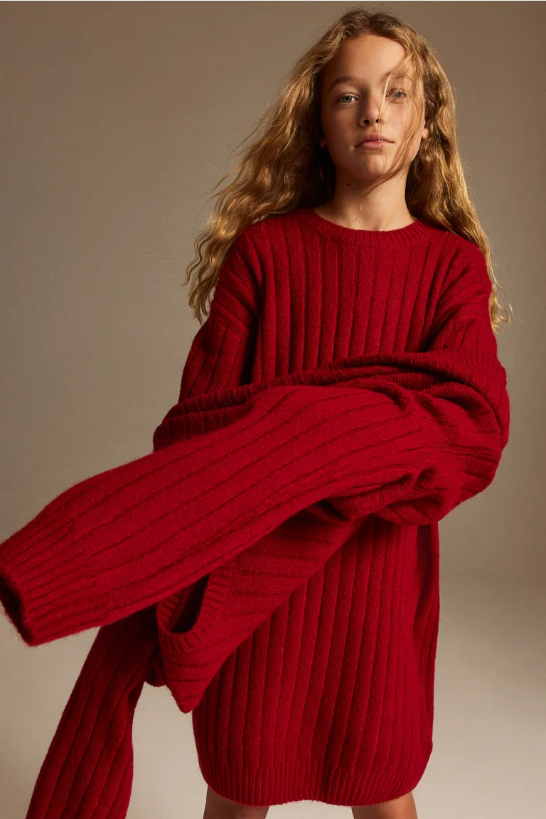 

Объемное трикотажное платье H&M, красный