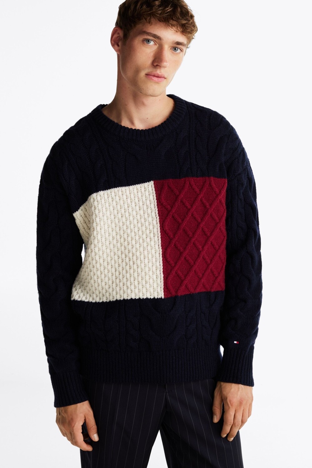 

Свитер с флагом кабелем Tommy Hilfiger, синий