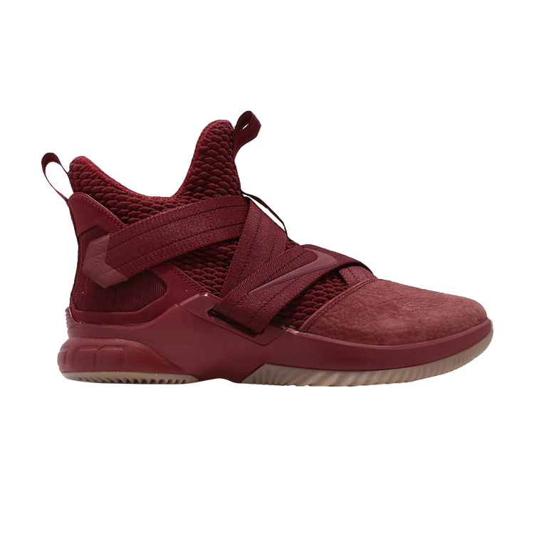 цена Кроссовки Nike LeBron Soldier 12 SFG EP, красный