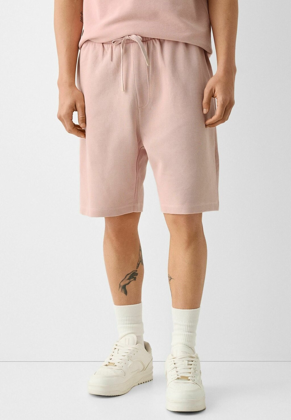

Спортивные шорты RELAXED FIT TEXTURED BERMUDA Bershka, цвет pink