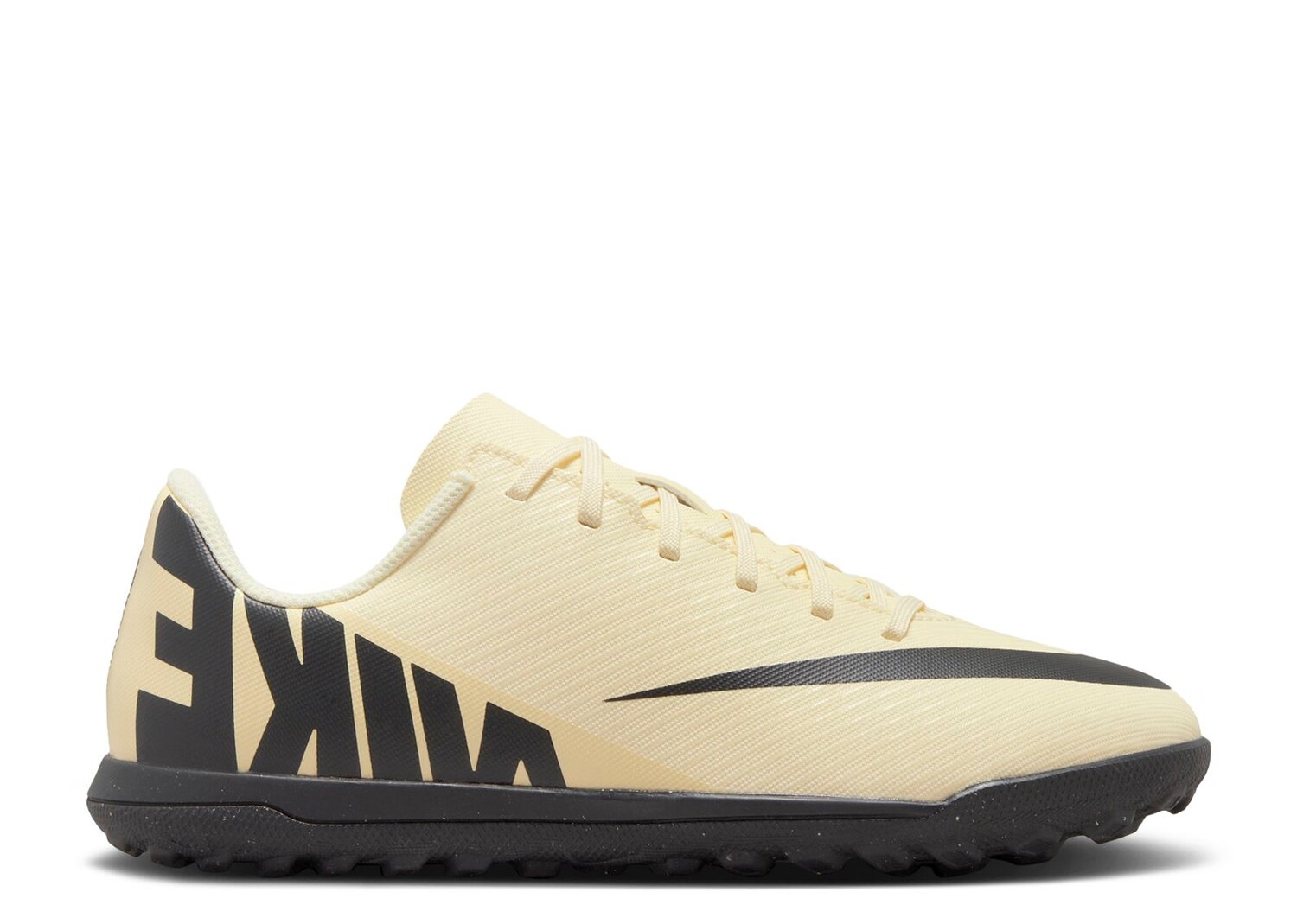 

Кроссовки Nike Mercurial Vapor 15 Club Tf Gs 'Mad Ready Pack', кремовый
