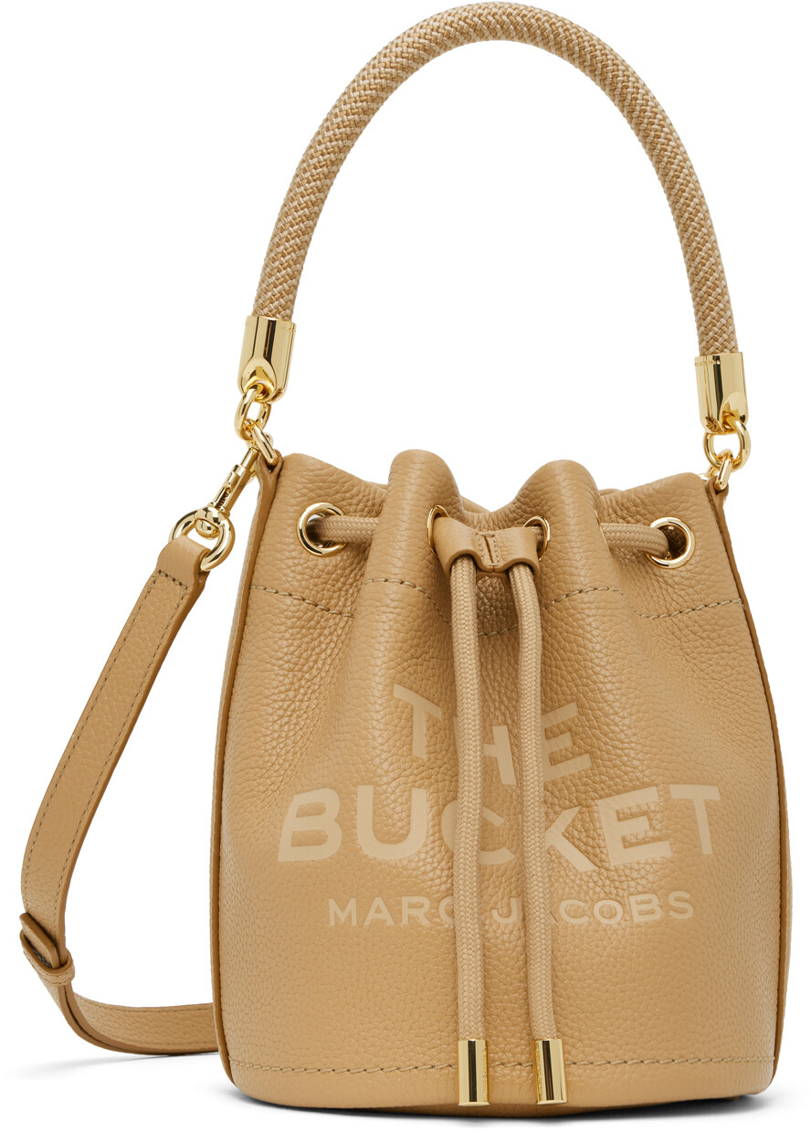 

Светло-коричневая кожаная сумка-мешок Marc Jacobs