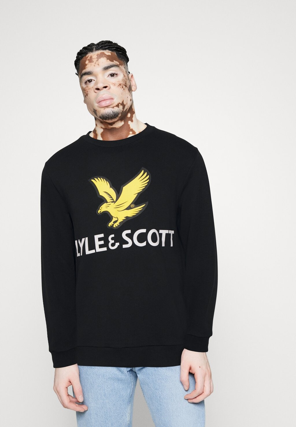 

Толстовка Lyle & Scott