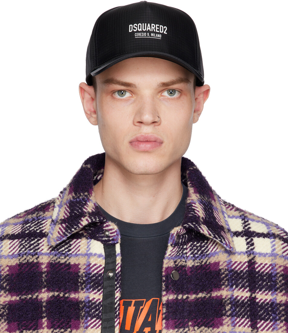 

Черная кепка с логотипом Dsquared2
