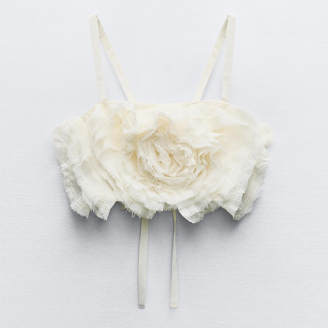 цена Кроп топ Zara With Raised Flower, белый