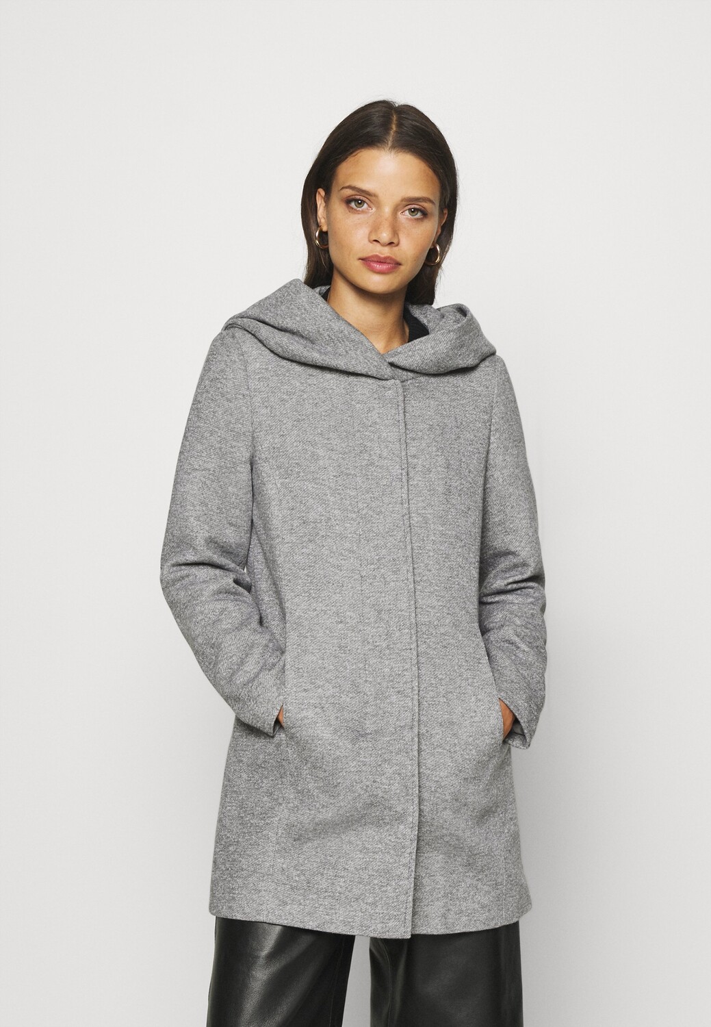 Пальто короткое Vero Moda Petite, серый