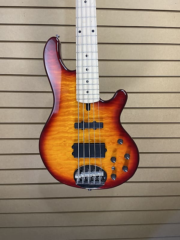 цена Басс гитара Lakland Skyline 55-02 Deluxe Bass Guitar - Honey Burst with Maple Fingerboard + FREE Shipping #937