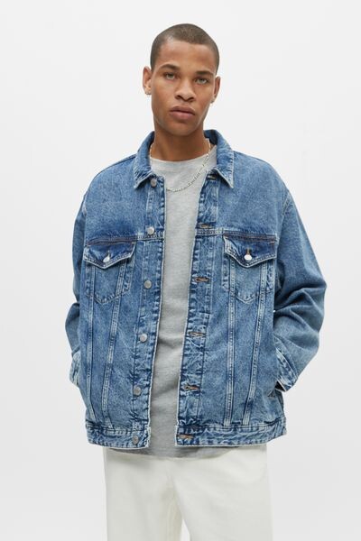 

Синяя джинсовая куртка со швами PULL&BEAR