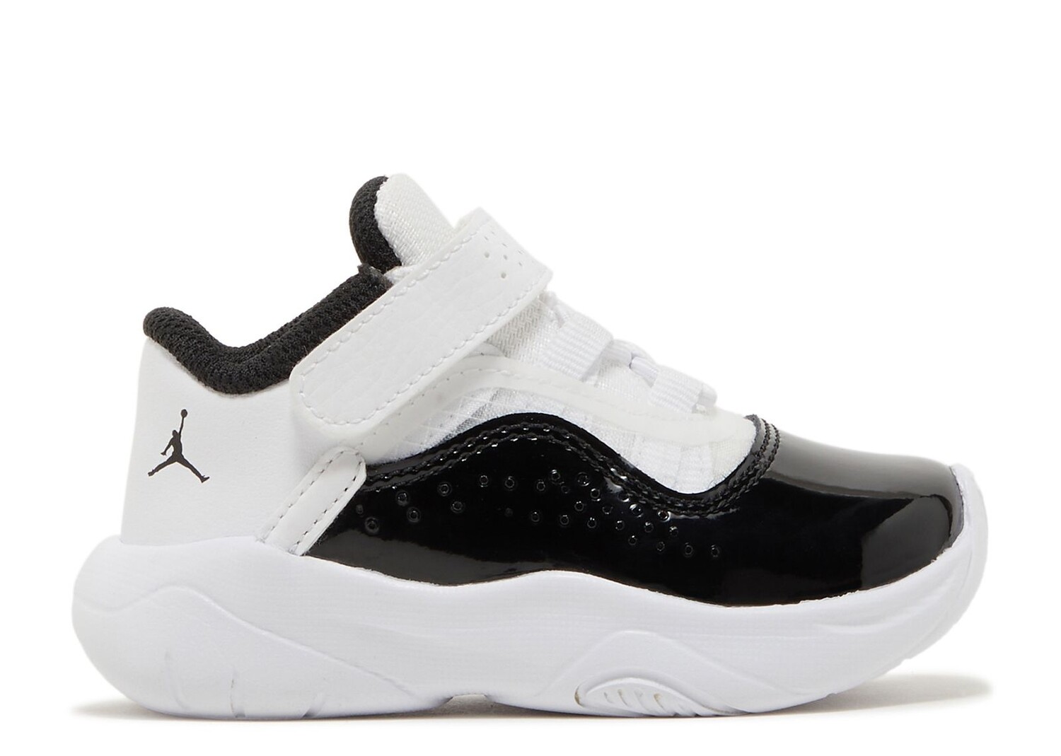 Кроссовки Air Jordan Air Jordan 11 Cmft Low Td 'White Black', белый кроссовки jordan air 11 cmft low v2 t2 white black